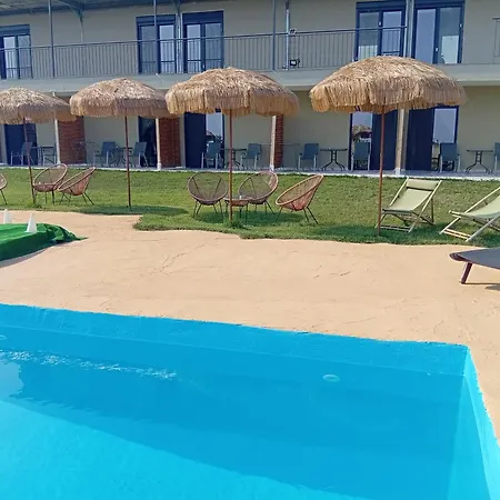 Bella Kaliva Ξενοδοχείο με διαμερίσματα 3*