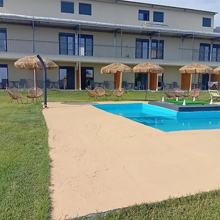 Hotel apartamentowy Bella Kaliva